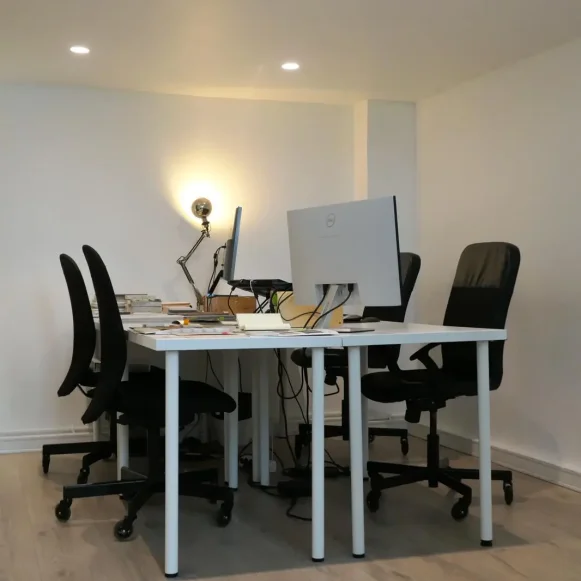 Espace indépendant 40 m² 7 postes Coworking Rue Oberkampf Paris 75011 - photo 4