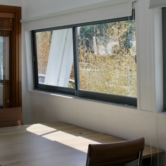 Bureau privé 50 m² 10 postes Coworking Quai Aulagnier Asnières-sur-Seine 92600 - photo 2