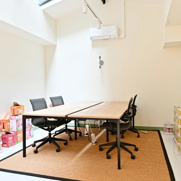 Espace indépendant 170 m² 24 postes Location bureau Rue Pierre Chausson Paris 75010 - photo 9