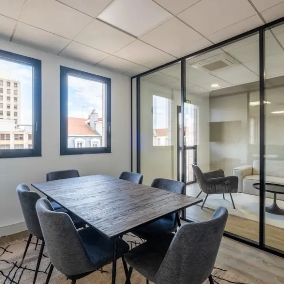 Bureau privé 120 m² 20 postes Location bureau Boulevard Eugène Deruelle Rhône 69003 - photo 2