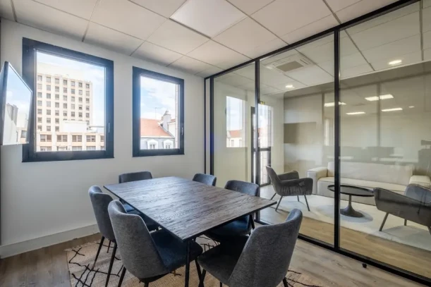 Bureau privé - 69003 - 20 postes - 6500€