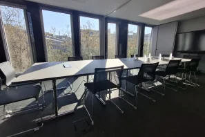Bureau privé - 75008 - 3 postes - 1500€