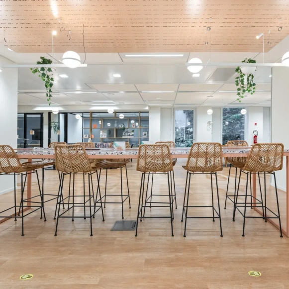 Bureau privé 181 m² 35 postes Location bureau Rue Pablo Neruda Levallois-Perret 92300 - photo 4