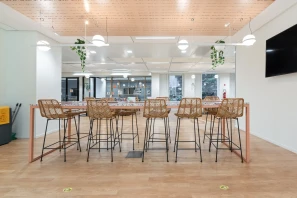 Bureau privé - 92300 - 35 postes - 16500€