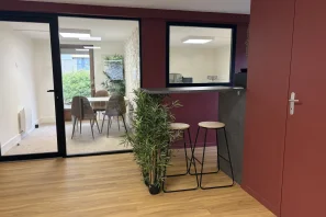 Bureau privé - 44400 - 2 postes - 350€