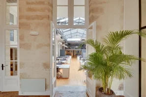 Bureau privé - 75003 - 120 postes - 80000€