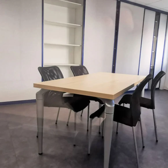 Bureau privé 16 m² 4 postes Location bureau Rue Maurice Flandin Lyon 69003 - photo 1