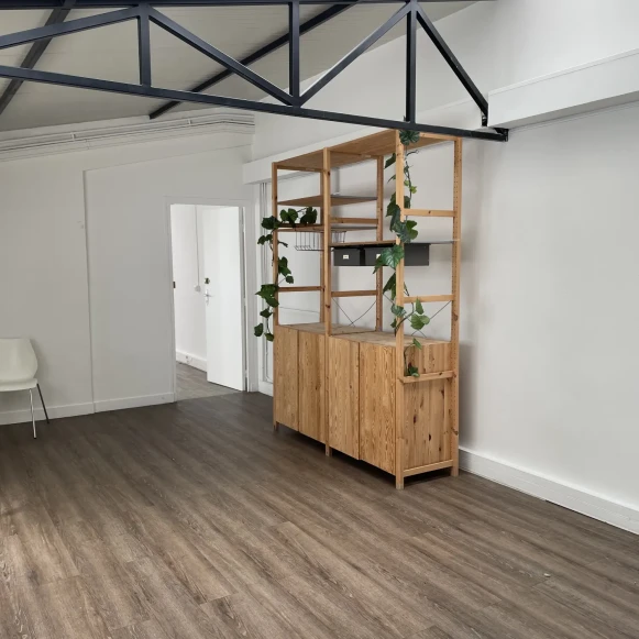 Bureau privé 83 m² 12 postes Coworking Boulevard Exelmans Paris 75016 - photo 3
