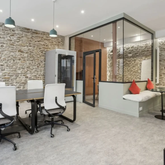 Espace indépendant 60 m² 10 postes Location bureau Place de la Bastille Paris 75011 - photo 4