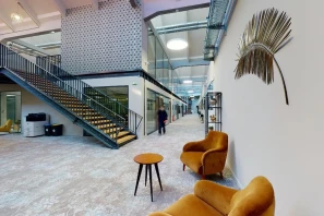 Bureau privé - 06000 - 8 postes - 2645€