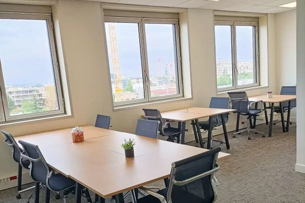 Bureau privé - 92000 - 9 postes - 3500€