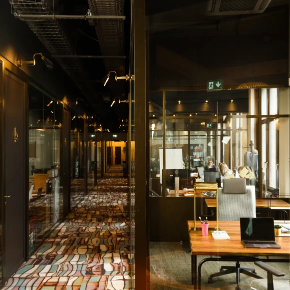 Bureau privé 15 m² 5 postes Coworking Place du Théâtre Lille 59800 - photo 1