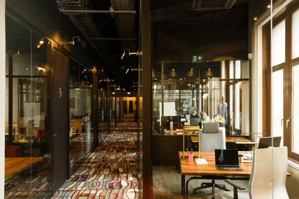 Bureau privé - 59800 - 5 postes - 1890€