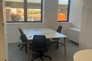 Bureau privé - 13002 - 3 postes - 570€