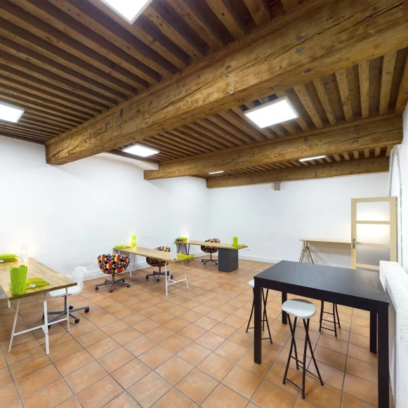 Bureau privé 116 m² 30 postes Coworking Quai Jules Courmont Lyon 69002 - photo 3