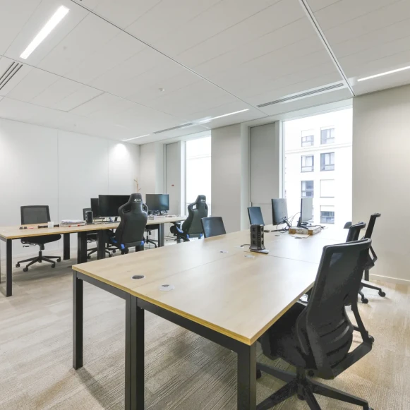 Bureau privé 84 m² 14 postes Coworking Rue Pablo Neruda Levallois-Perret 92300 - photo 8