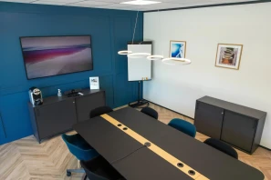 Bureau privé - 06560 - 5 postes - 2001€