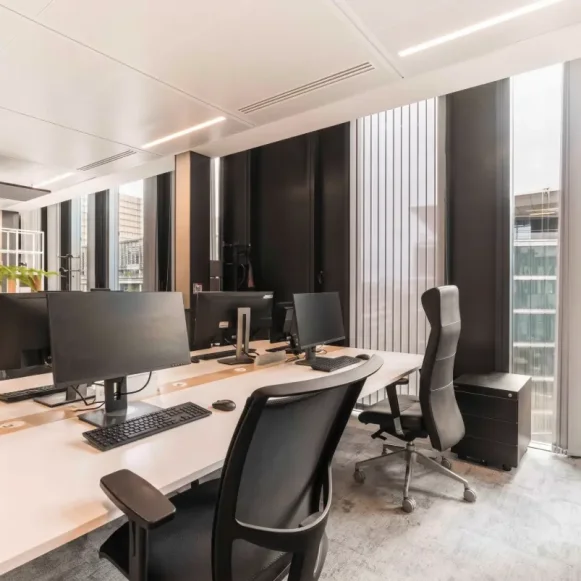 Espace indépendant 240 m² 32 postes Location bureau Avenue de France Paris 75013 - photo 2