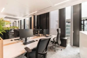 Espace indépendant - 75013 - 32 postes - 15360€