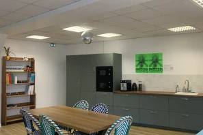 Bureau privé - 75011 - 10 postes - 3600€