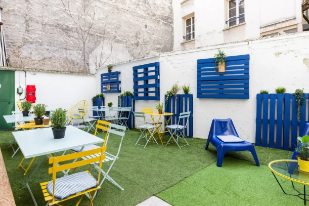 Bureau privé - 75011 - 6 postes - 1500€