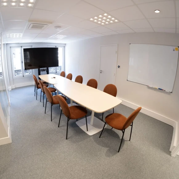 Bureau privé 56 m² 12 postes Location bureau Rue Notre Dame des Victoires Paris 75002 - photo 2