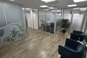 Bureau privé - 92100 - 4 postes - 1200€