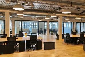 Espace indépendant - 75003 - 130 postes - 90000€