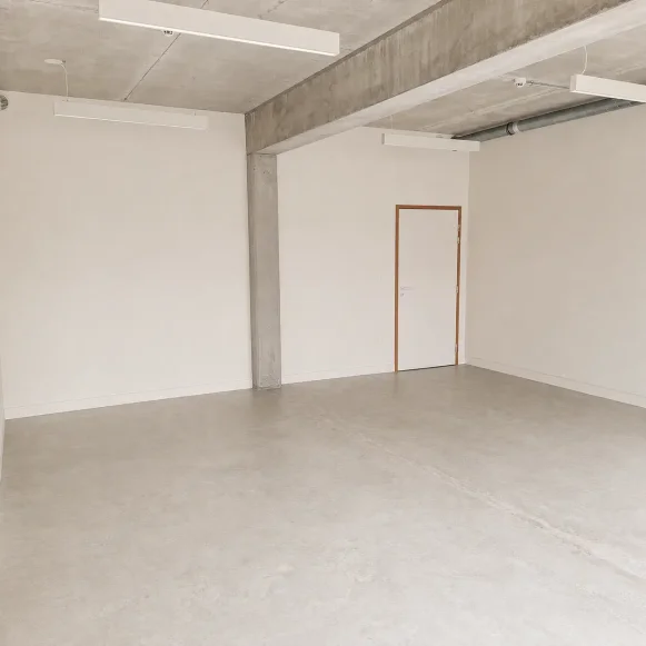 Bureau privé 41 m² 6 postes Coworking Passage de l'Internationale Lille 59800 - photo 3