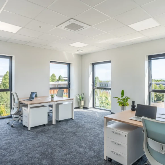 Bureau privé 29 m² 6 postes Location bureau Rue de Lisbonne Schiltigheim 67300 - photo 1