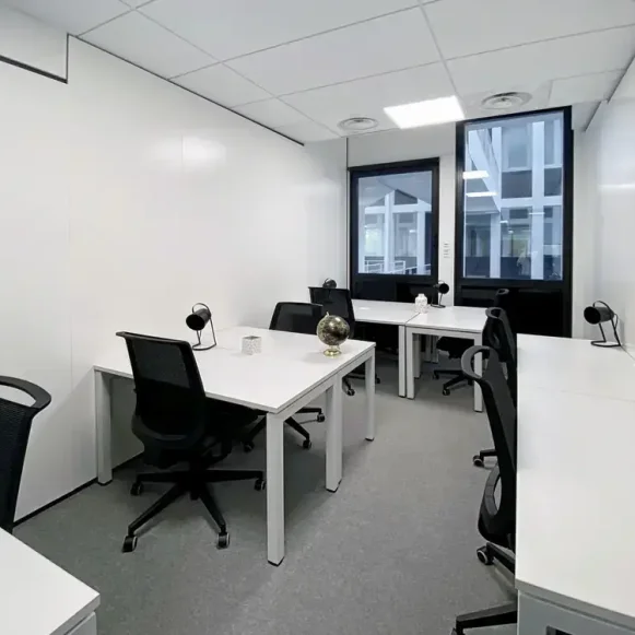 Bureau privé 4 m² 1 poste Coworking Avenue Aristide Briand Cachan 94230 - photo 4
