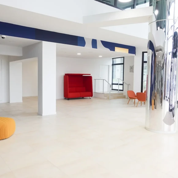 Bureau privé 14 m² 3 postes Coworking Boulevard Romain Rolland Montrouge 75014 - photo 2