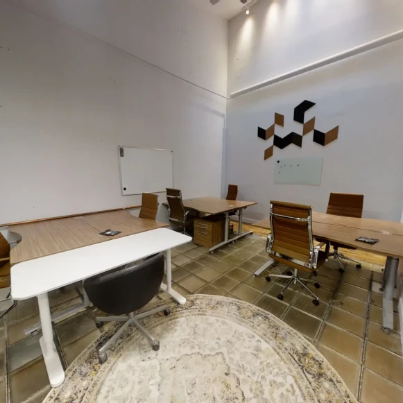 Bureau privé 34 m² 7 postes Coworking Rue Martel Paris 75010 - photo 3