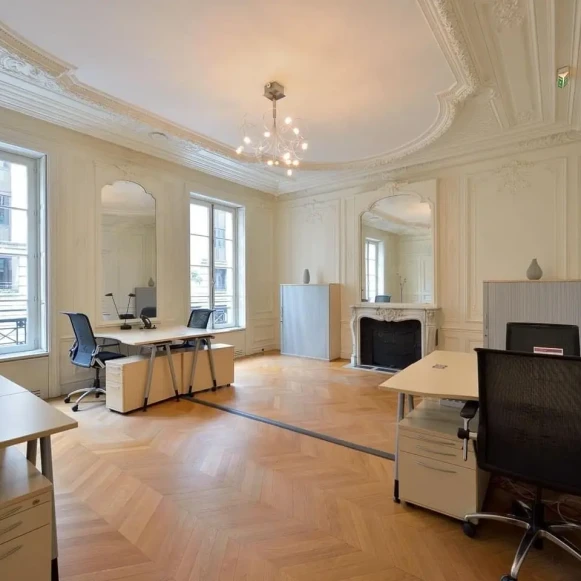 Bureau privé 4 m² 1 poste Coworking Rue de Londres Paris 75008 - photo 1