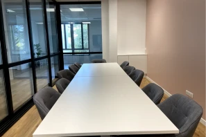 Espace indépendant - 33130 - 12 postes - 150€