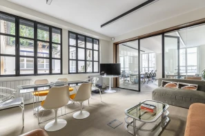 Bureau privé - 75002 - 18 postes - 8500€