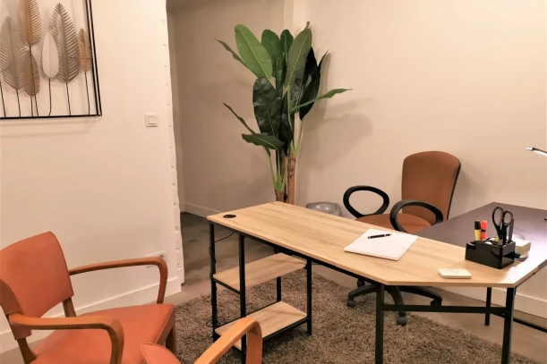 Bureau privé - 87400 - 1 poste - 450€