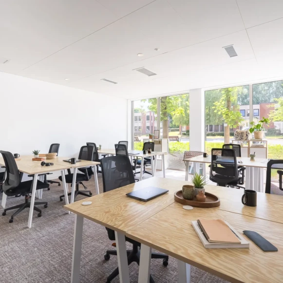 Bureau privé 45 m² 15 postes Coworking Rue Denis Papin Villeneuve-d'Ascq 59650 - photo 1