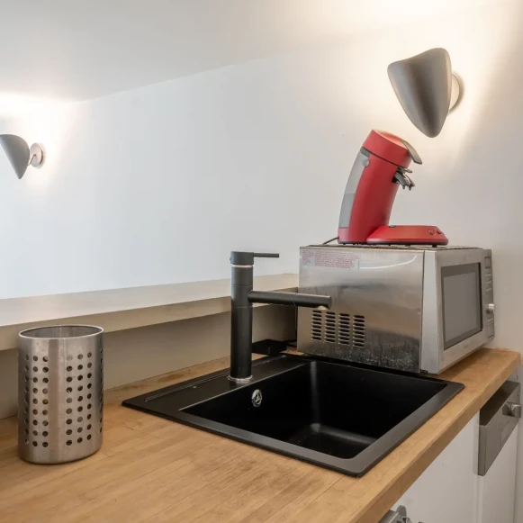 Bureau privé 45 m² 10 postes Location bureau Rue Guynemer Lyon 69002 - photo 10