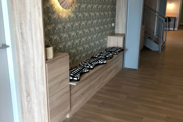 Open Space - 69740 - 20 postes - 252€