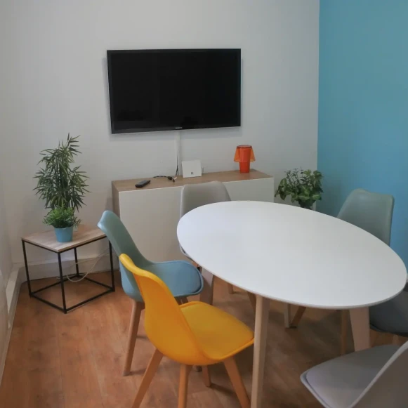 Espace indépendant 120 m² 20 postes Location bureau Rue Saint-Denis Paris 75002 - photo 3