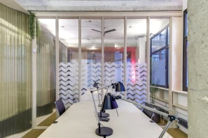 Bureau privé - 75010 - 12 postes - 3800€