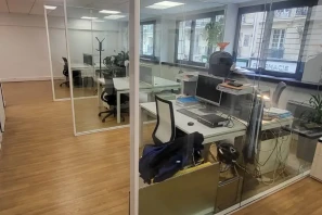 Espace indépendant - 92300 - 14 postes - 4900€