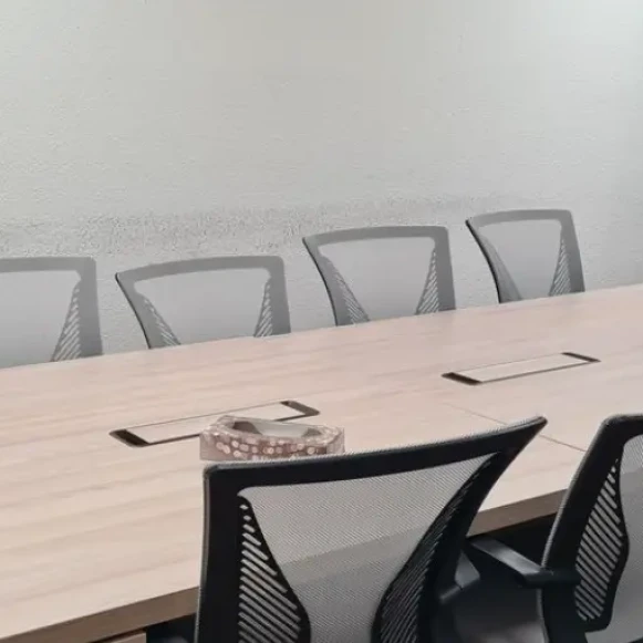 Bureau privé 25 m² 5 postes Coworking Route de Bischwiller Schiltigheim 67300 - photo 4