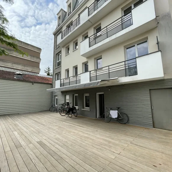 Espace indépendant 160 m² 50 postes Location bureau Avenue Danielle Casanova Ivry-sur-Seine 94200 - photo 3