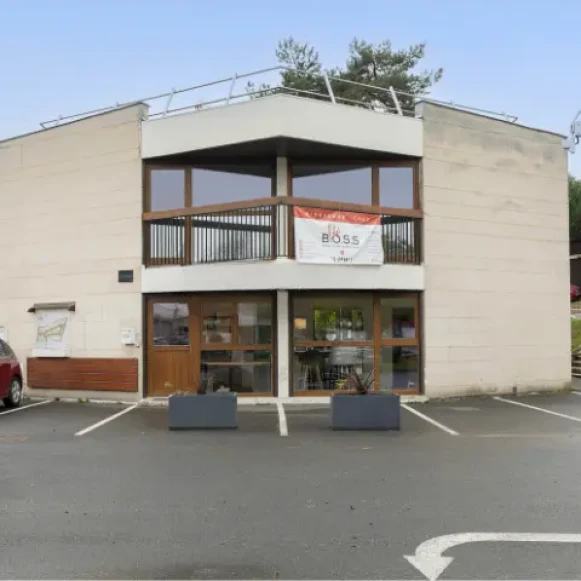 Bureau privé 9 m² 2 postes Location bureau Place des Hameaux Ris-Orangis 91130 - photo 7