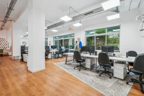 Espace indépendant - 75010 - 110 postes - 66000€