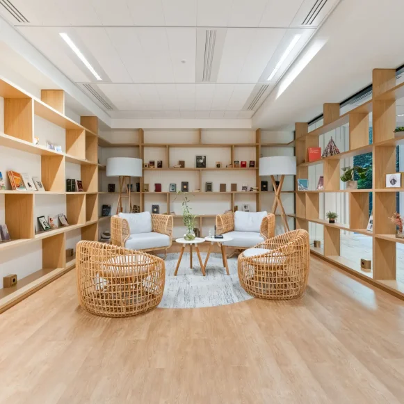 Bureau privé 99 m² 18 postes Location bureau Rue Pablo Neruda Levallois-Perret 92300 - photo 3