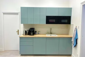 Open Space - 75008 - 8 postes - 450€