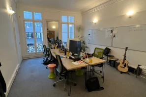 Bureau privé - 75009 - 8 postes - 2000€